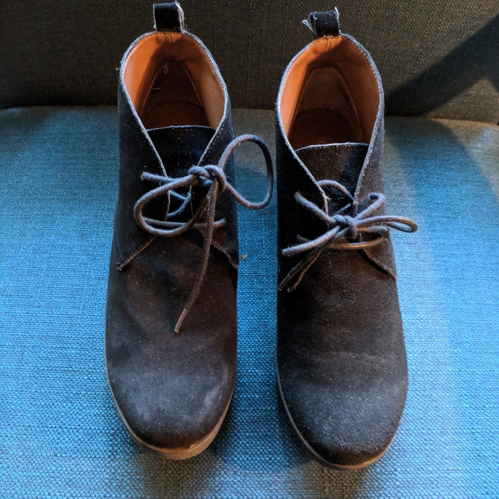 Donald j pliner- wedge suede booties